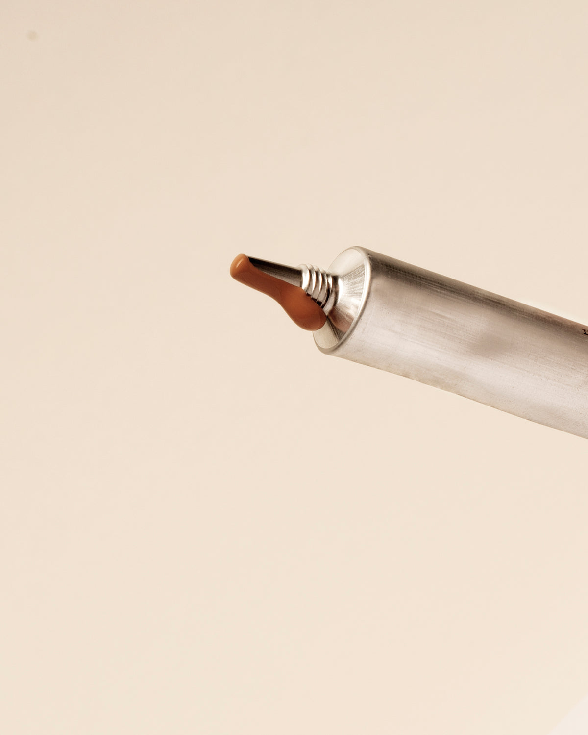 Tinted Concealer T20 | 2% Caffeine + Cornflower Hydrolate | T20 | Type 5 | Medium dark | 0.50 floz