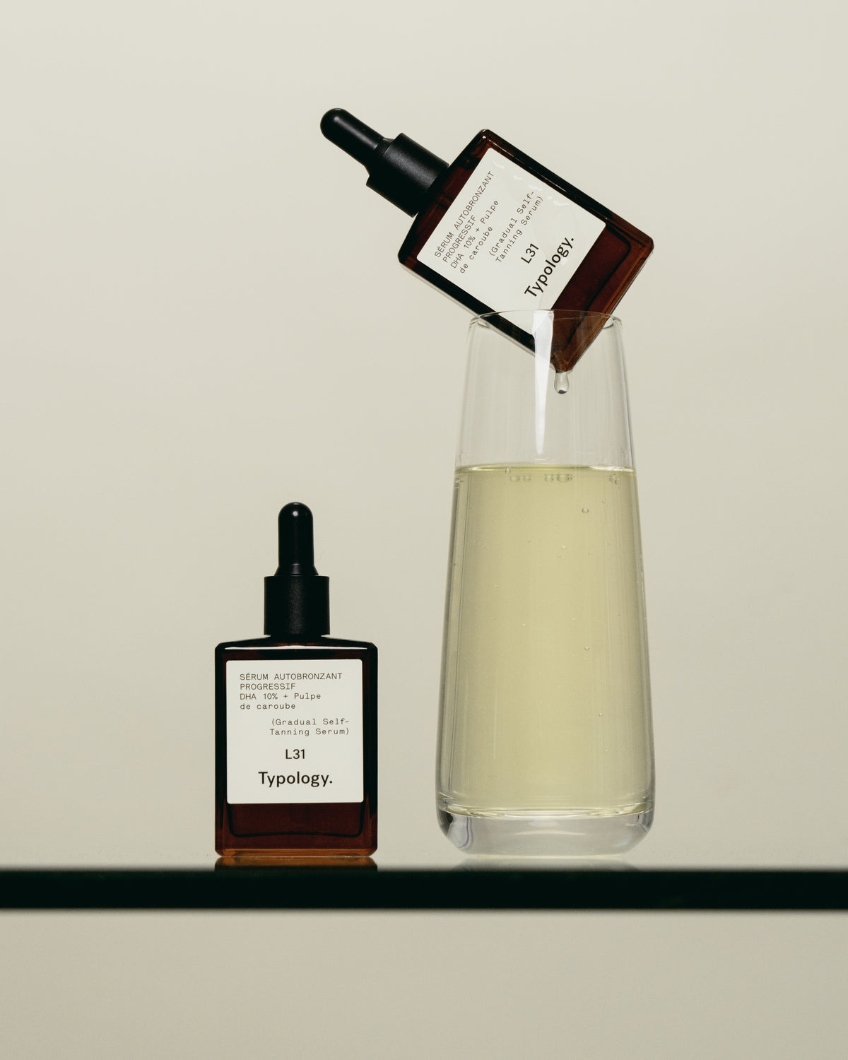Gradual Self-Tanning Serum 10% Plant-Based DHA + Carob Pulp — Typology