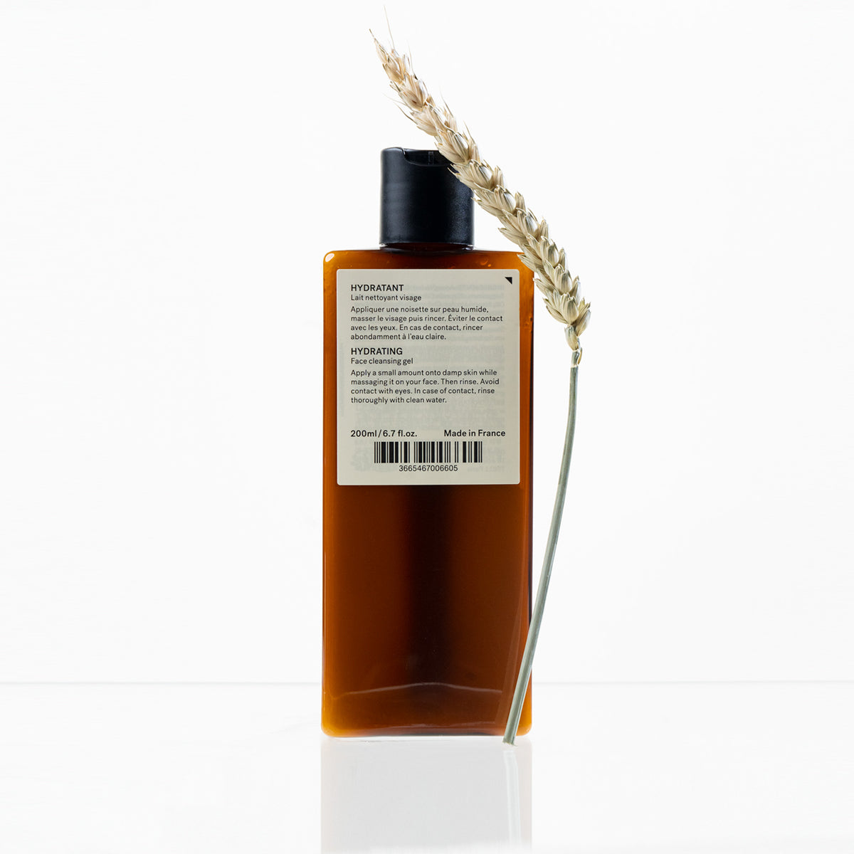Hydrating Cleansing Milk 0.5% Hyaluronic Acid + Chamomile Extract — Typology